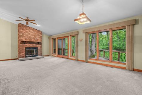 10876 Crockett Road Roscoe IL 61073