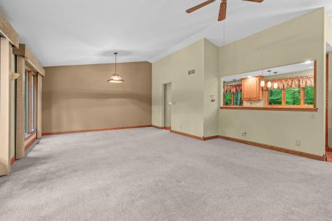10876 Crockett Road Roscoe IL 61073