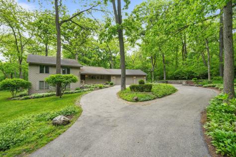 10876 Crockett Road Roscoe IL 61073