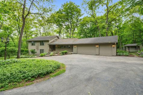 10876 Crockett Road Roscoe IL 61073