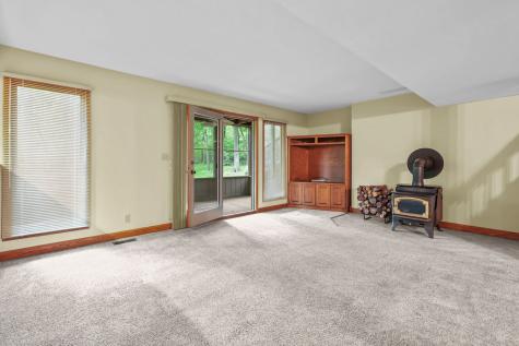 10876 Crockett Road Roscoe IL 61073
