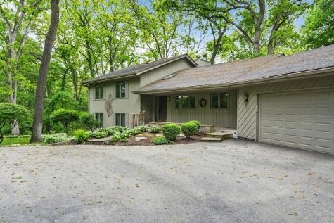 10876 Crockett Road Roscoe IL 61073