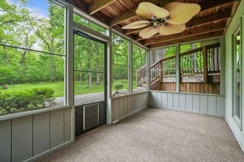 10876 Crockett Road Roscoe IL 61073
