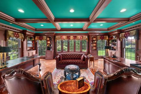 320 Woodley Road Winnetka IL 60093