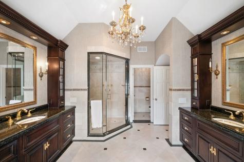 320 Woodley Road Winnetka IL 60093