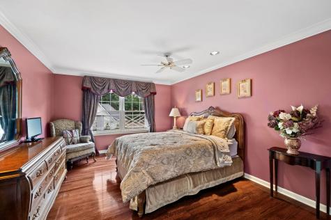 320 Woodley Road Winnetka IL 60093