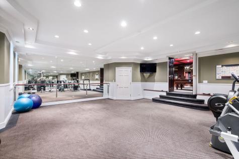 320 Woodley Road Winnetka IL 60093