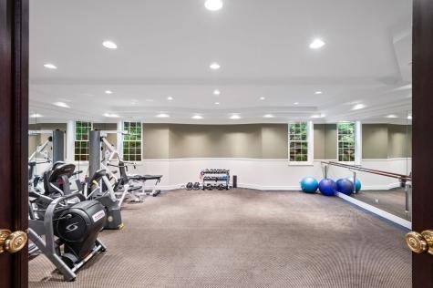 320 Woodley Road Winnetka IL 60093