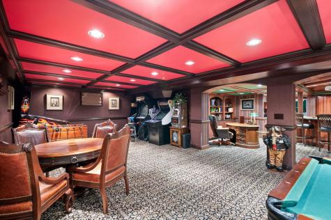 320 Woodley Road Winnetka IL 60093
