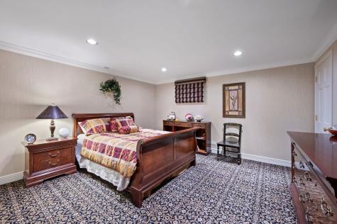 320 Woodley Road Winnetka IL 60093