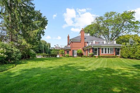 320 Woodley Road Winnetka IL 60093