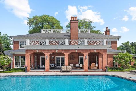 320 Woodley Road Winnetka IL 60093