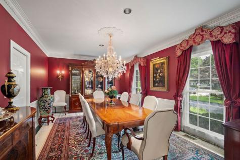 320 Woodley Road Winnetka IL 60093