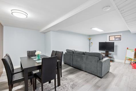 2337 South 2nd Avenue North Riverside IL 60546