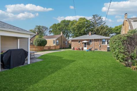 2337 South 2nd Avenue North Riverside IL 60546