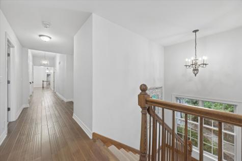 504 Pin Oak Court St. Charles IL 60174