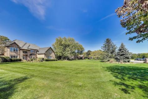 20812 North Swansway Deer Park IL 60010