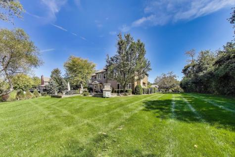 20812 North Swansway Deer Park IL 60010