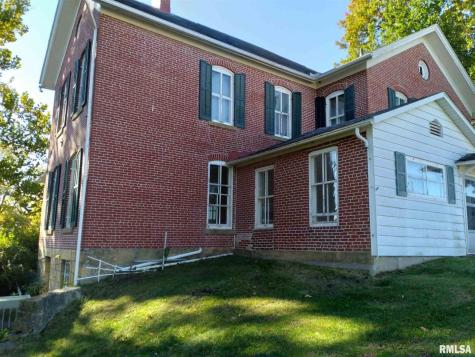 1018 8TH Avenue Fulton IL 61252