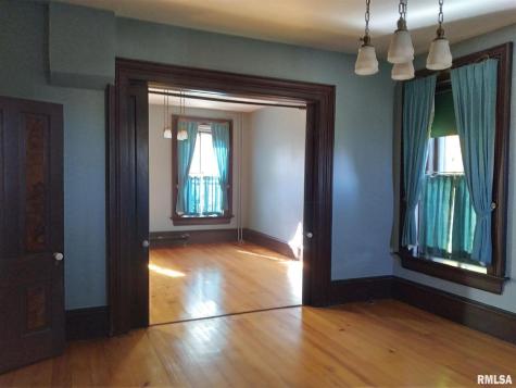 1018 8TH Avenue Fulton IL 61252