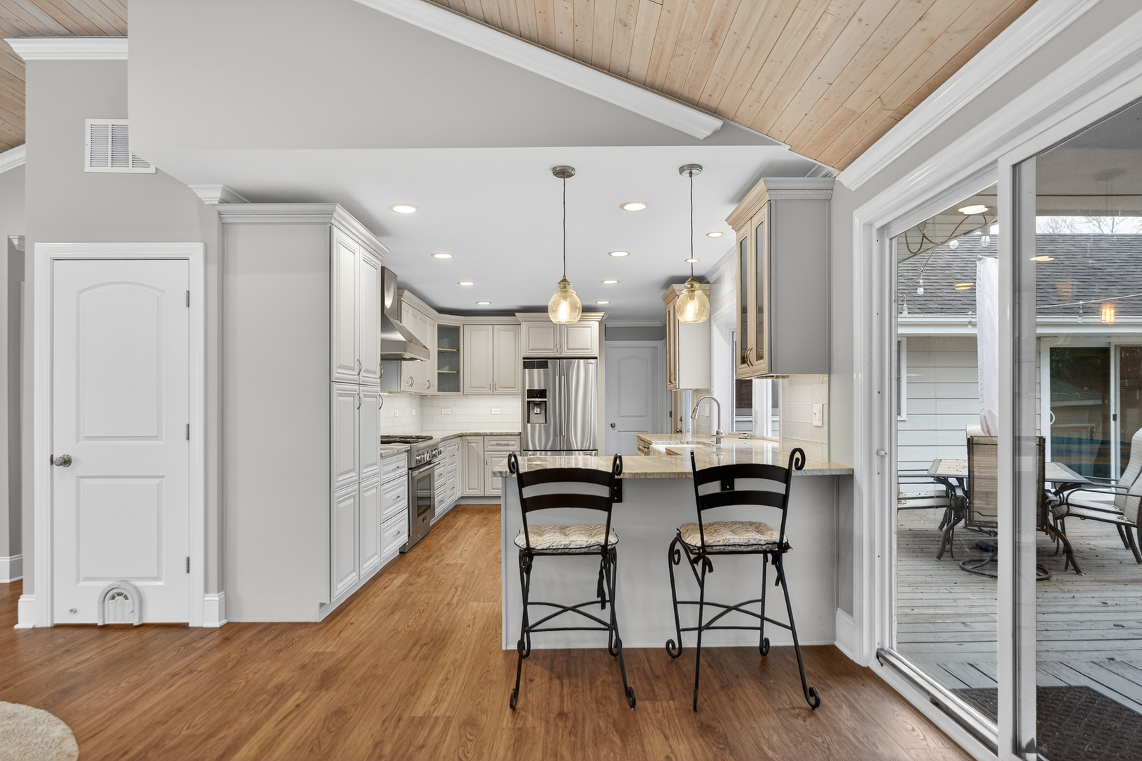 270 South Ott Avenue Glen Ellyn IL 60137