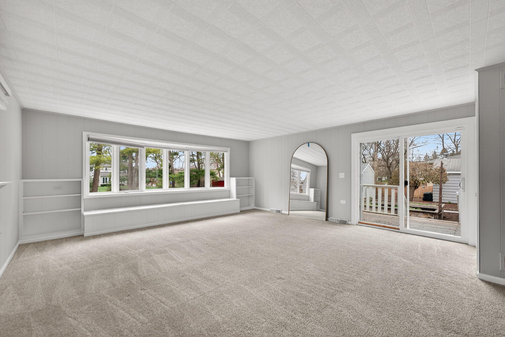 270 South Ott Avenue Glen Ellyn IL 60137