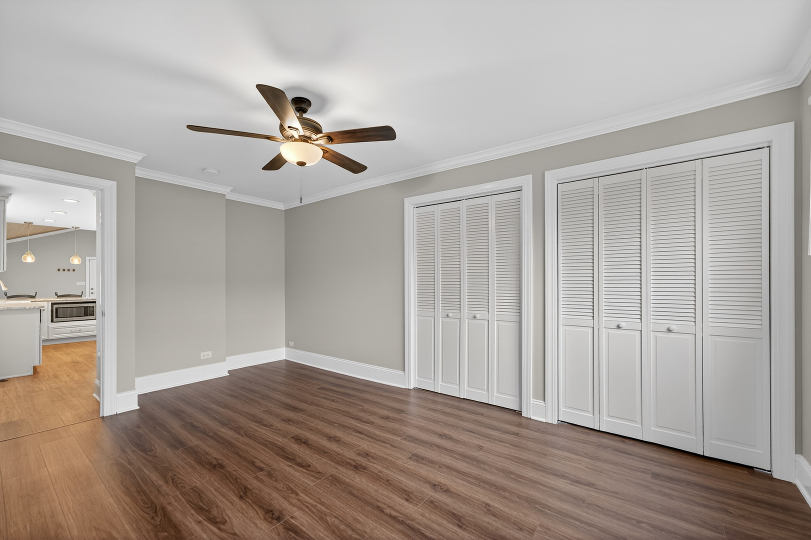 270 South Ott Avenue Glen Ellyn IL 60137