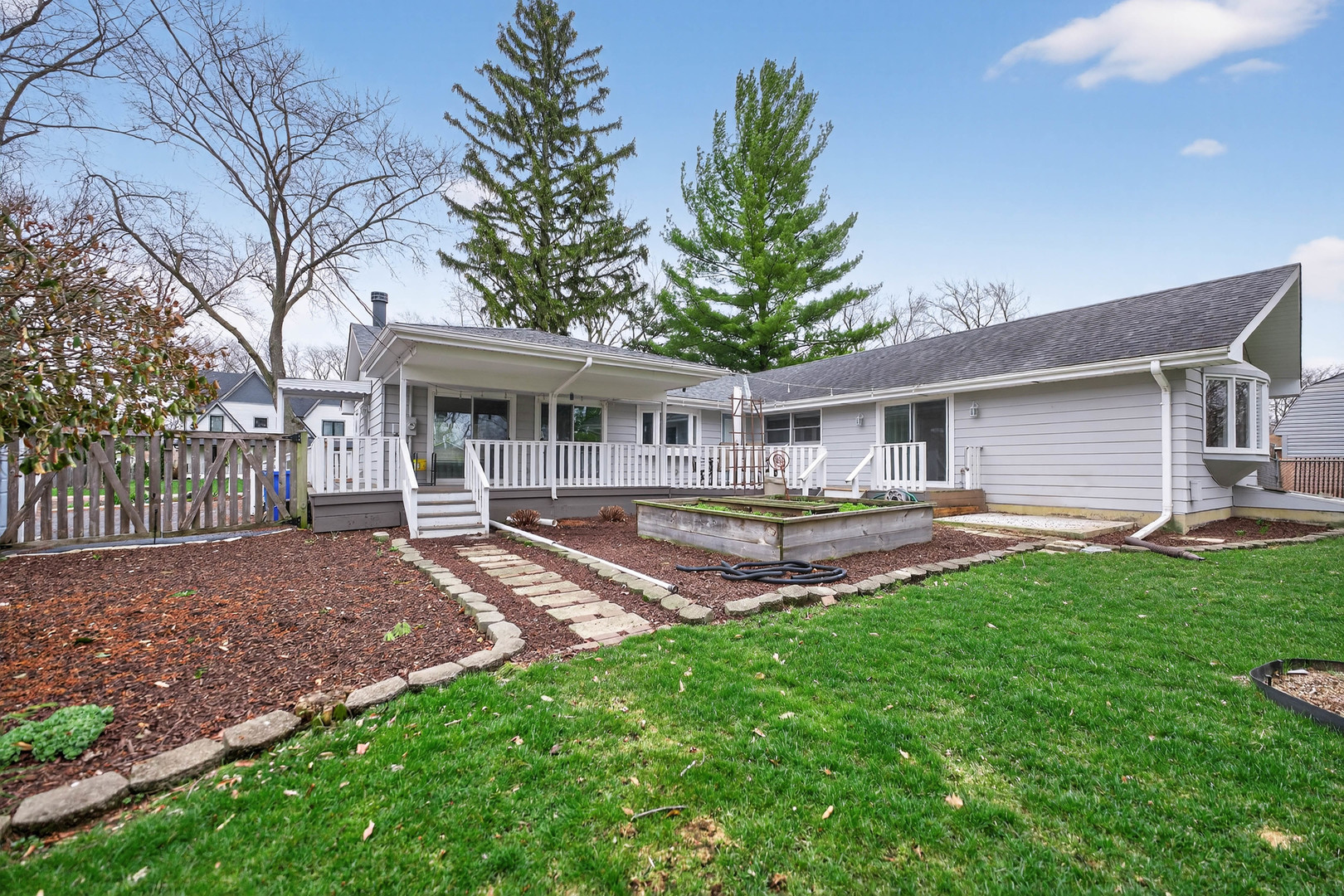 270 South Ott Avenue Glen Ellyn IL 60137