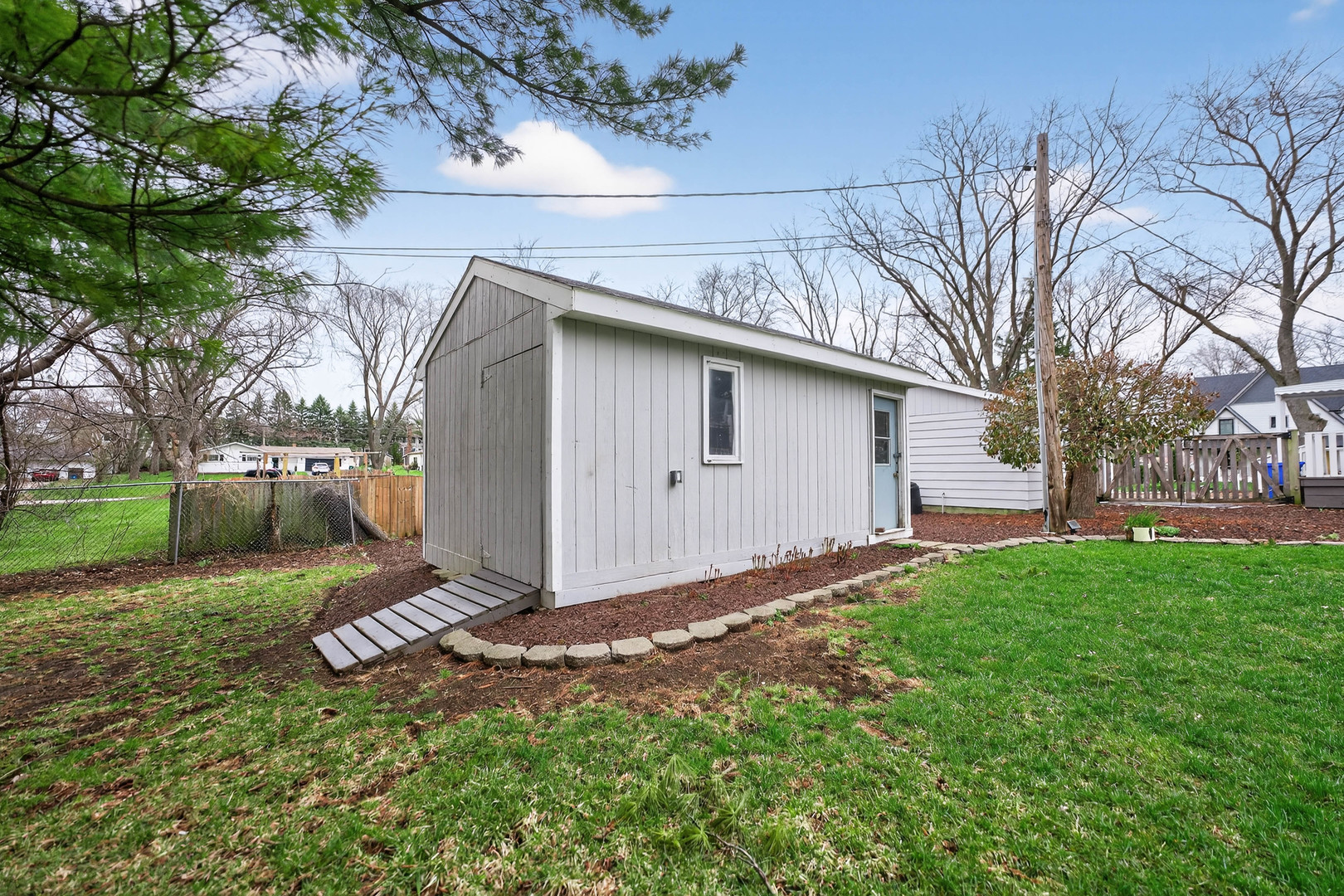 270 South Ott Avenue Glen Ellyn IL 60137