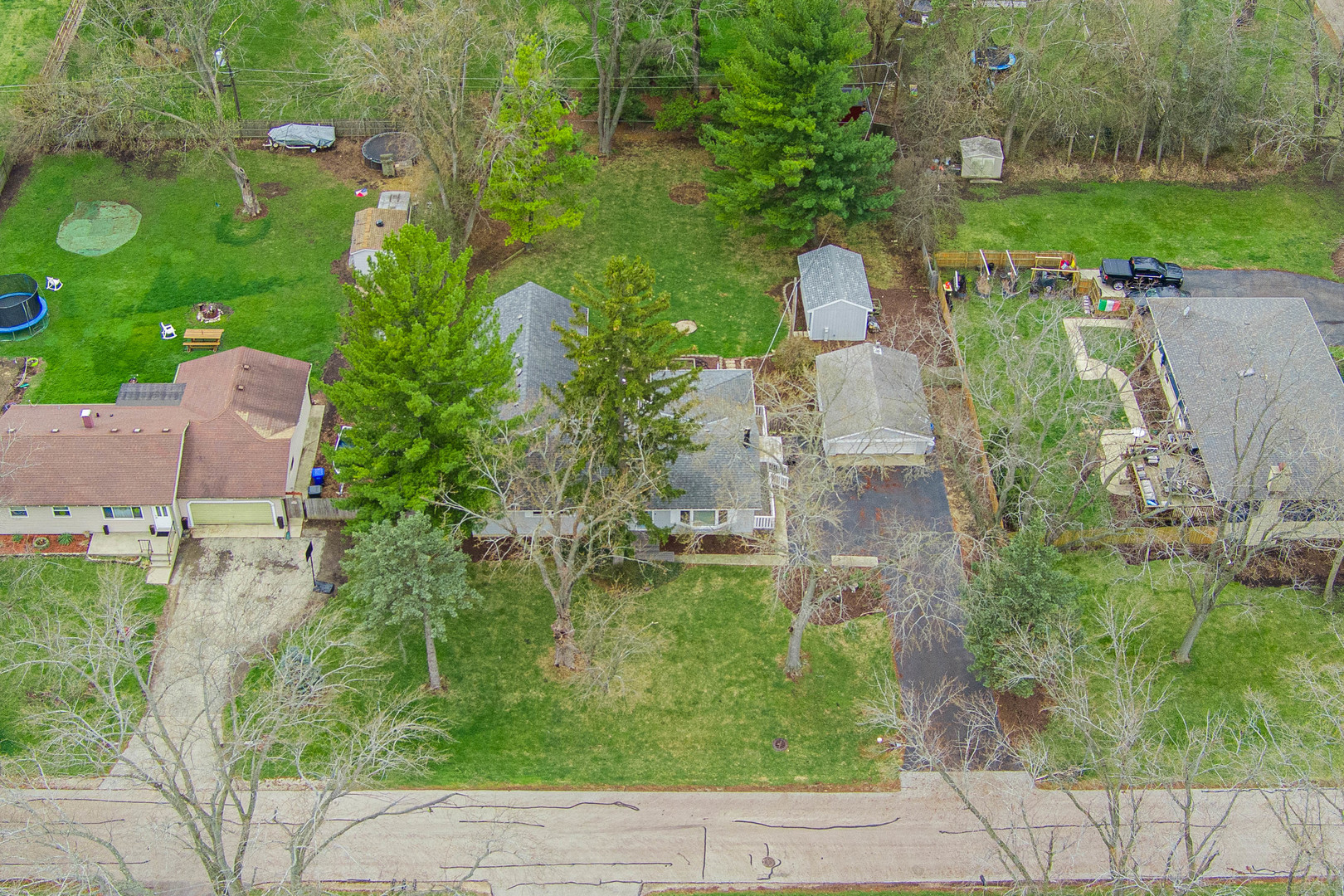 270 South Ott Avenue Glen Ellyn IL 60137