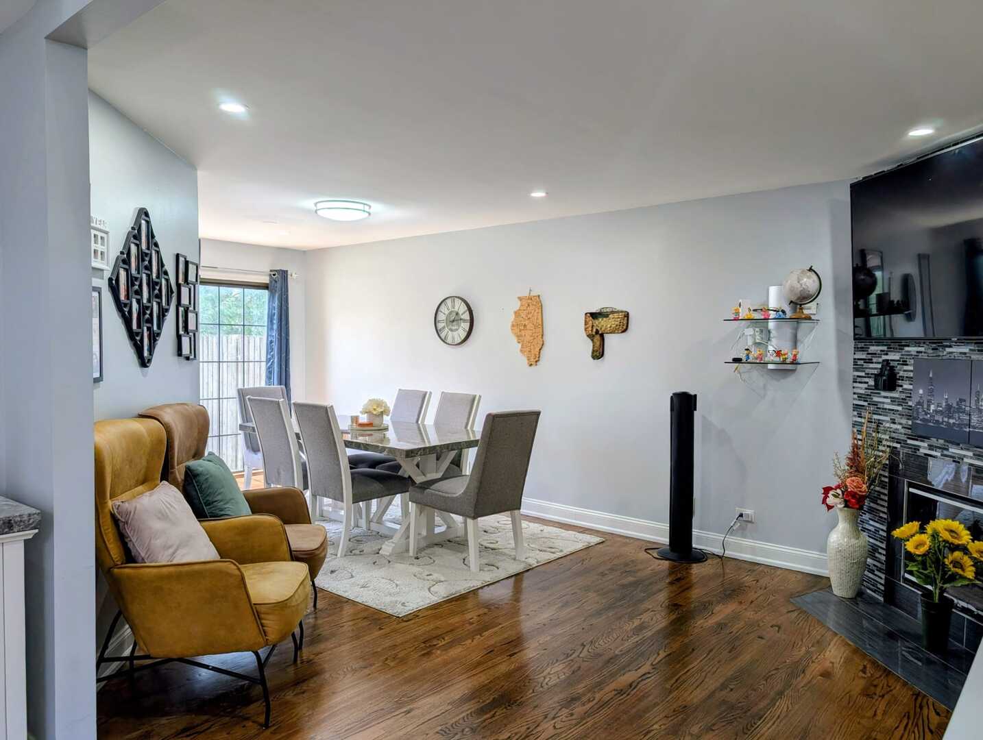 204 Bright Ridge Drive Schaumburg IL 60194