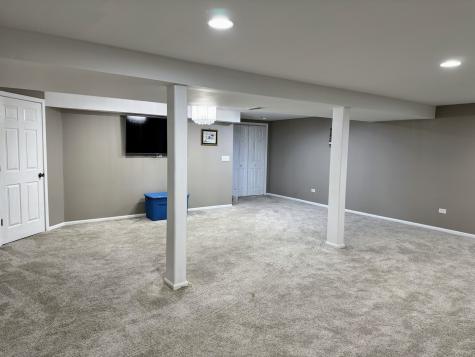 204 Bright Ridge Drive Schaumburg IL 60194