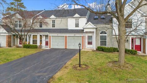 49 Carey Lane Streamwood IL 60107