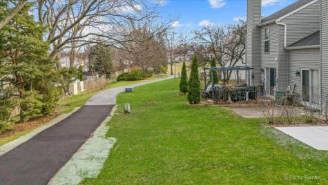 49 Carey Lane Streamwood IL 60107