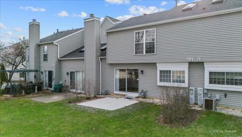 49 Carey Lane Streamwood IL 60107