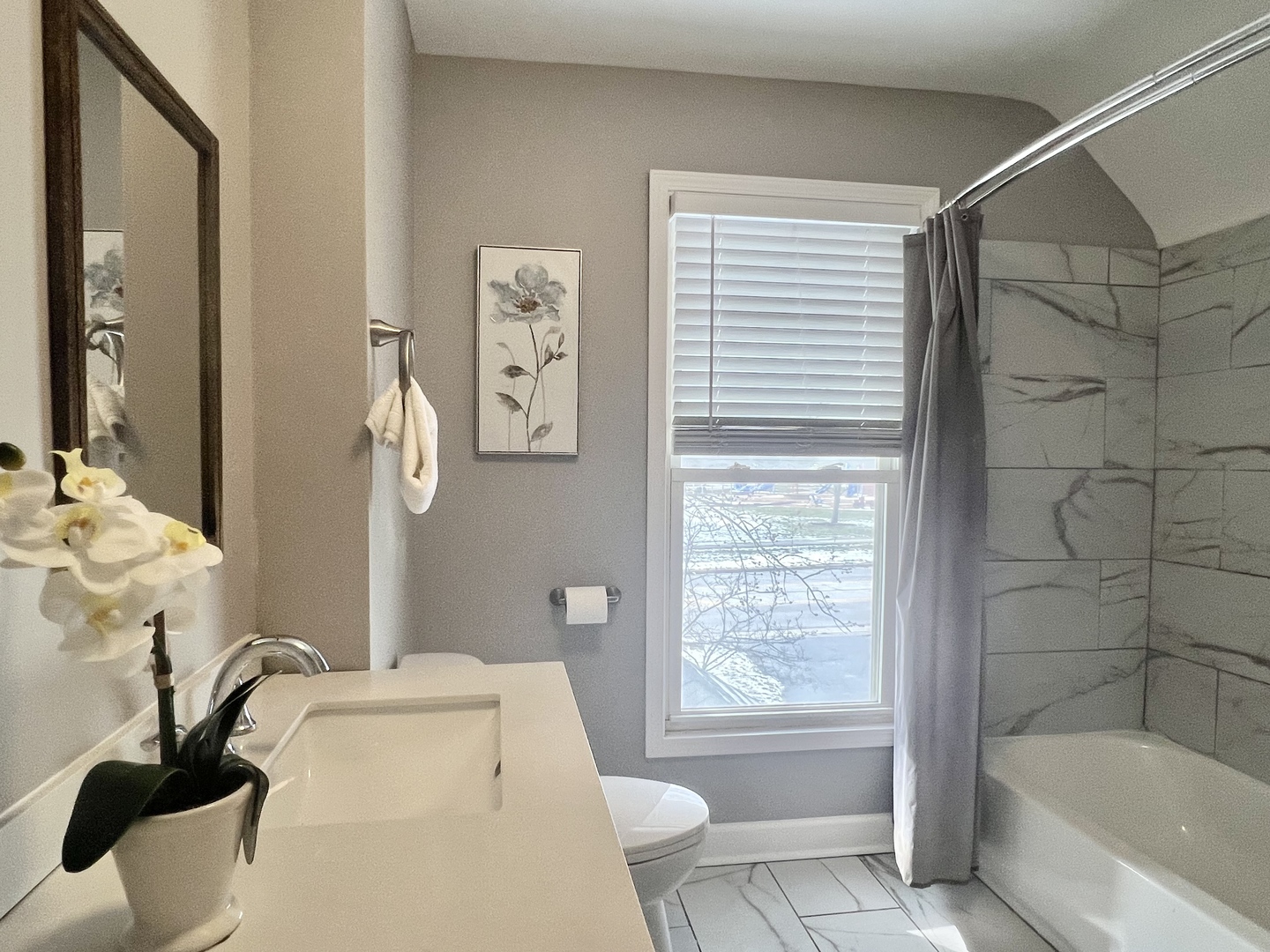 7113 Clarendon Hills Road Darien IL 60561