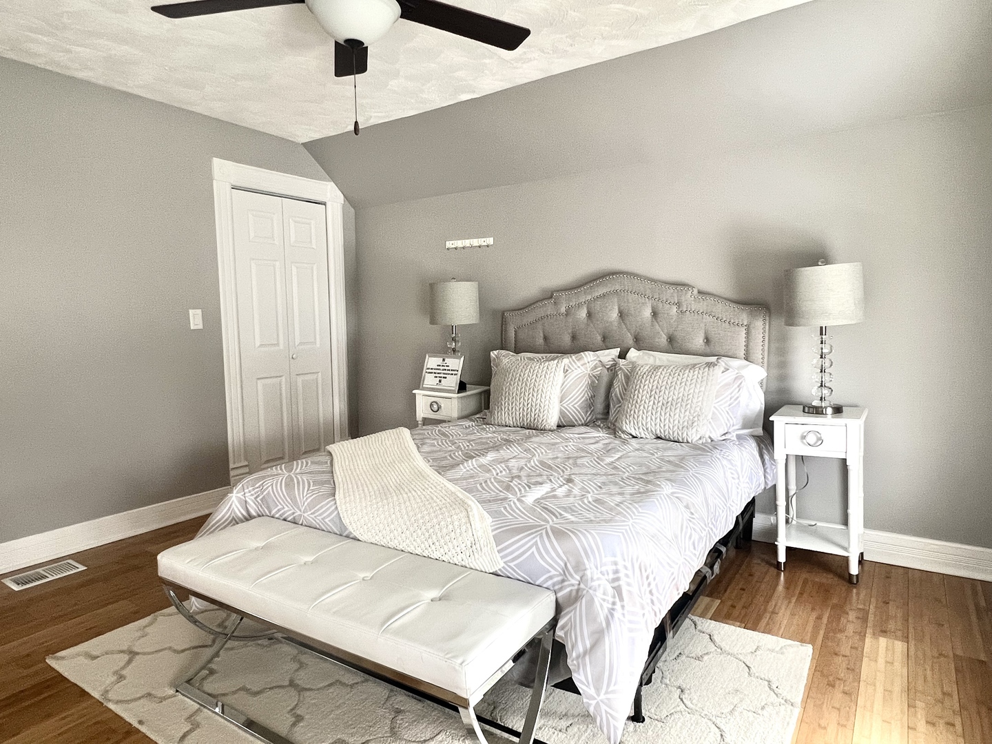 7113 Clarendon Hills Road Darien IL 60561