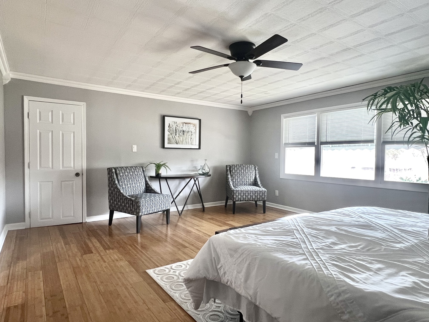 7113 Clarendon Hills Road Darien IL 60561