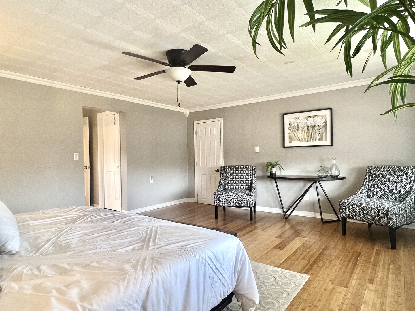 7113 Clarendon Hills Road Darien IL 60561