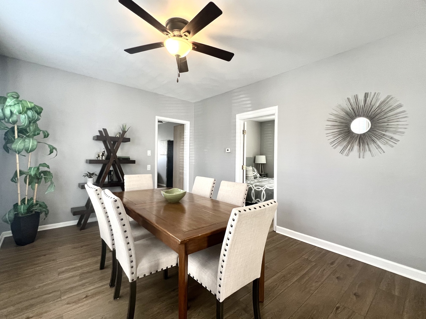 7113 Clarendon Hills Road Darien IL 60561