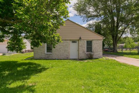 1150 48TH Street Moline IL 61265