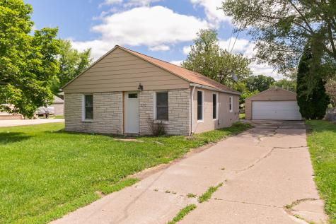 1150 48TH Street Moline IL 61265