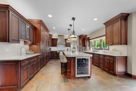 304 Juliana Lane Bloomingdale IL 60108