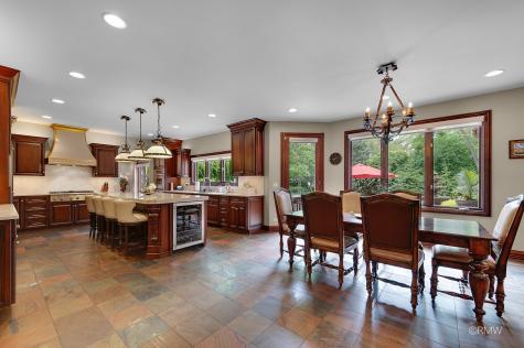 304 Juliana Lane Bloomingdale IL 60108