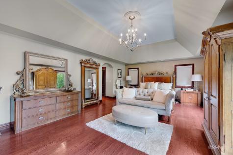 304 Juliana Lane Bloomingdale IL 60108