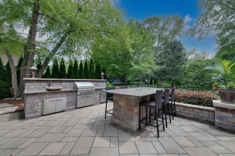 304 Juliana Lane Bloomingdale IL 60108