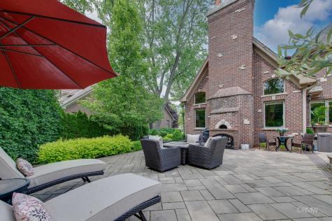304 Juliana Lane Bloomingdale IL 60108
