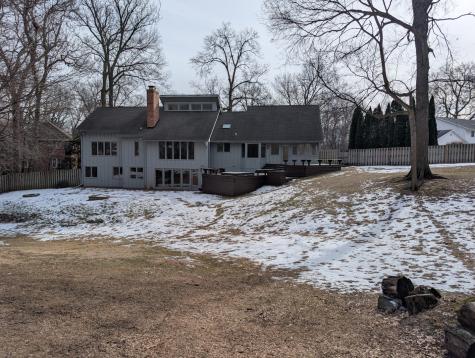 684 Sioux Drive Freeport IL 61032