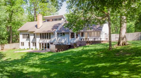 684 Sioux Drive Freeport IL 61032