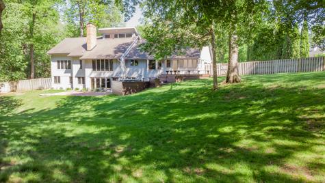 684 Sioux Drive Freeport IL 61032
